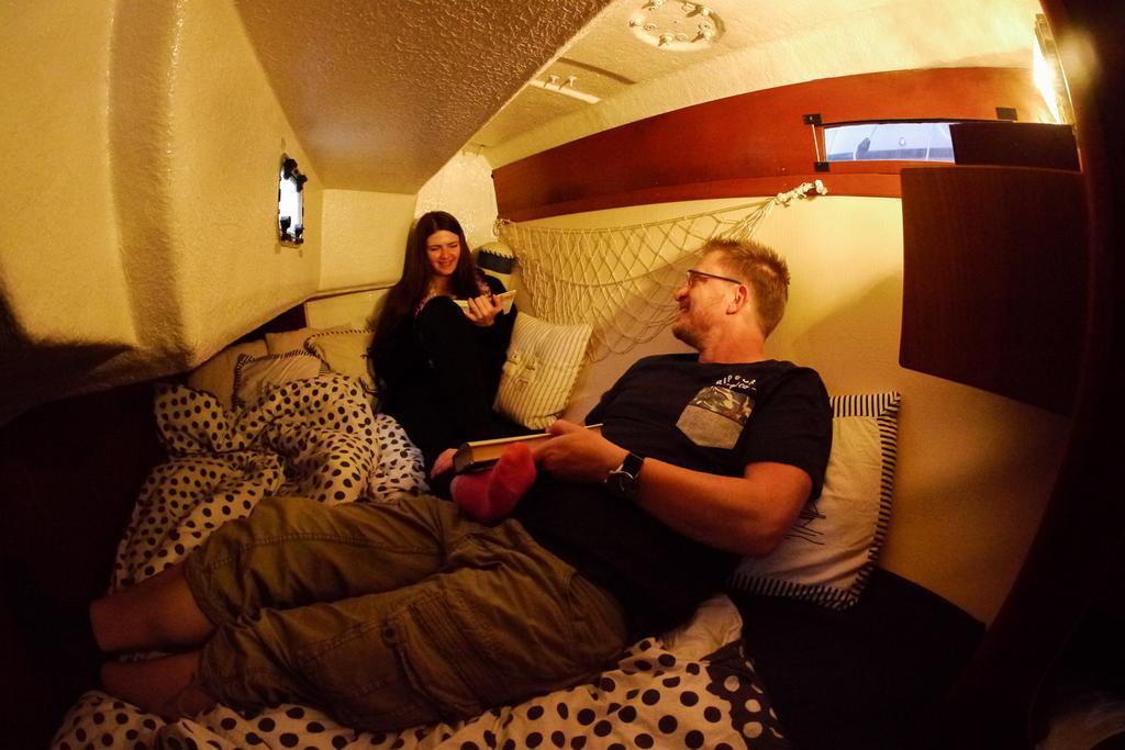 Norwavey, Sleep In A Boat Hotel Krokelvdalen Ngoại thất bức ảnh